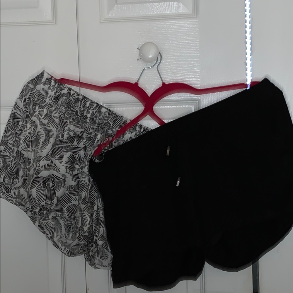 Old Navy Flowy Shorts. 🌸ALL OFFERS WELCOME🌸
